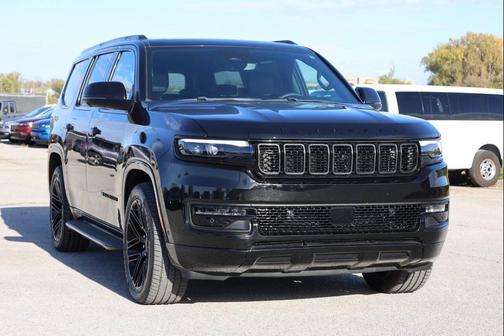 2022 Jeep Wagoneer Series III Carbide 4x4