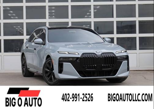 Gray 2023 BMW 760 i xDrive
