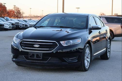 2017 Ford Taurus Limited