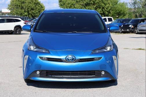 2022 Toyota Prius XLE