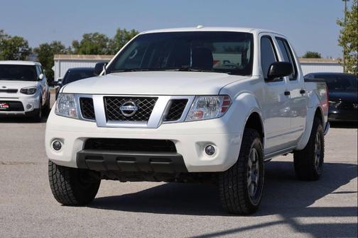 2013 Nissan Frontier Desert Runner