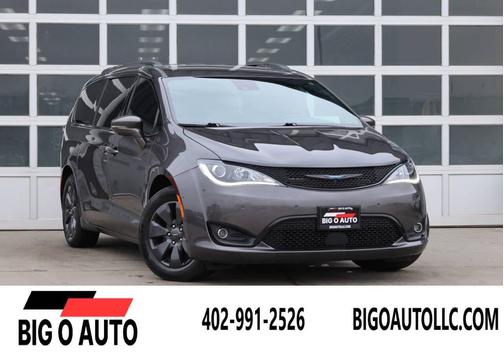 2020 Chrysler Pacifica Hybrid Limited