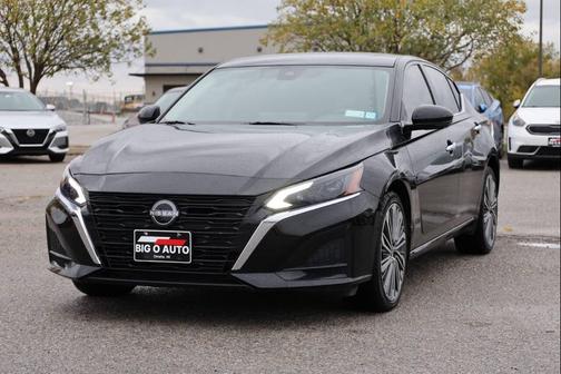 2023 Nissan Altima 2.5 SL