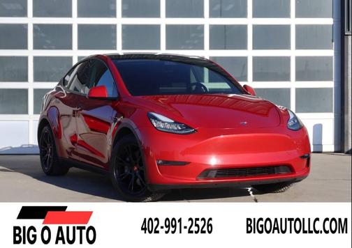 2022 Tesla Model Y Long Range Dual Motor All-Wheel Drive