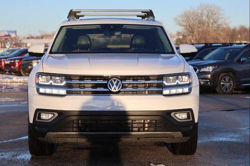 White 2019 Volkswagen Atlas 3.6L SEL Premium