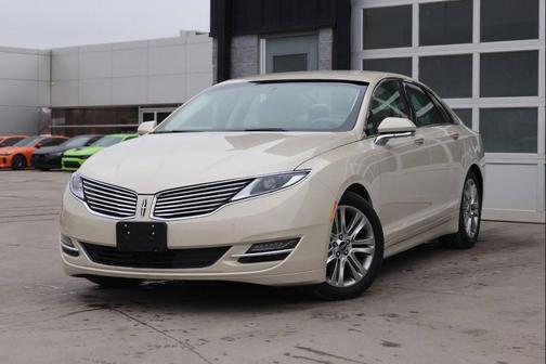 2015 Lincoln MKZ Base