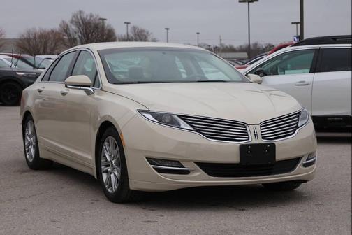 2015 Lincoln MKZ Base