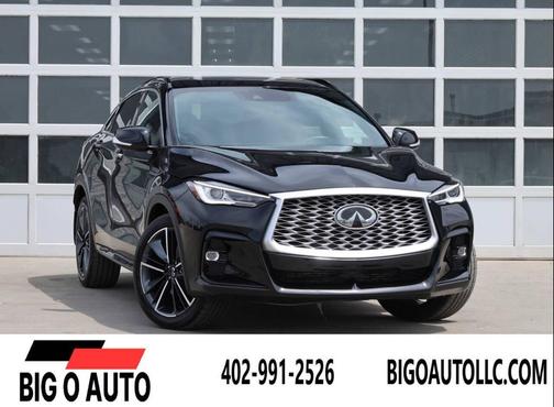Black 2023 INFINITI QX55 LUXE