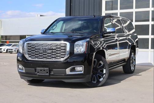 Black 2019 GMC Yukon XL Denali