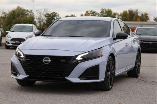 2023 Nissan Altima SR Intelligent AWD