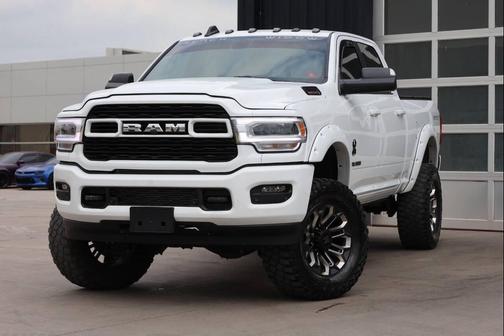 2022 RAM 2500 Big Horn Crew Cab 4x4 6'4' Box