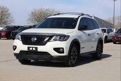 White 2020 Nissan Pathfinder SV 4WD