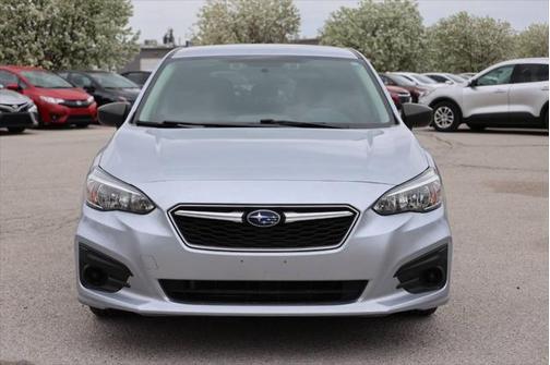 2019 Subaru Impreza 2.0i