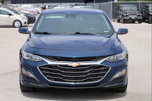 Blue 2019 Chevrolet Malibu Premier