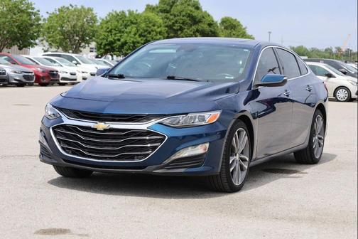Blue 2019 Chevrolet Malibu Premier