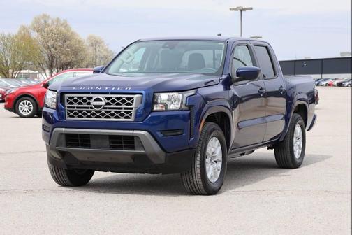 Deep Blue Pearl 2022 Nissan Frontier SV