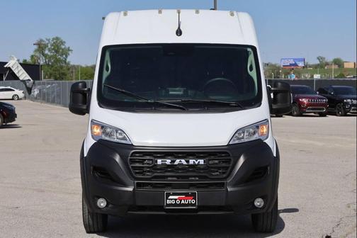 White 2025 RAM ProMaster 2500 Tradesman