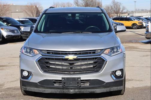 2021 Chevrolet Traverse LT Cloth