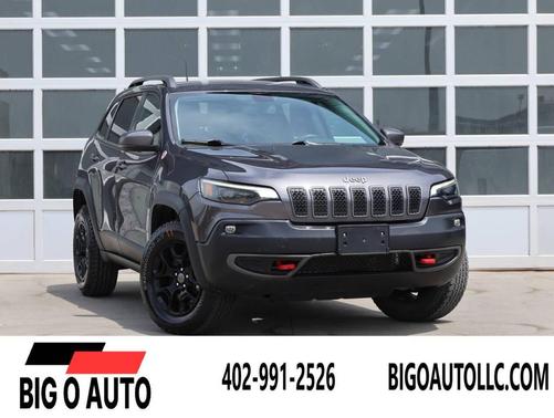 Gray 2020 Jeep Cherokee Trailhawk