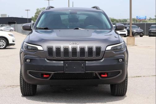 Gray 2020 Jeep Cherokee Trailhawk