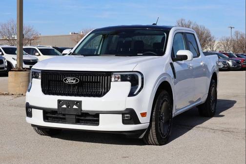 2025 Ford Maverick Lobo Standard