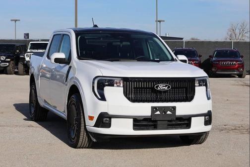 2025 Ford Maverick Lobo Standard