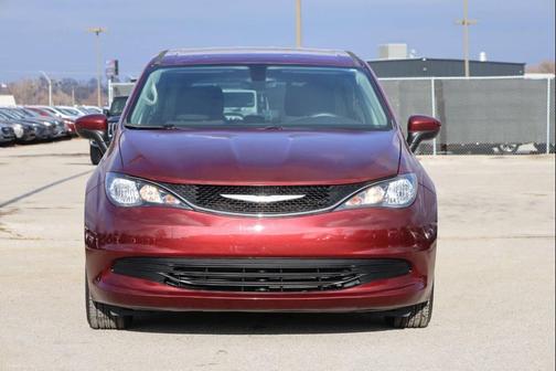 2017 Chrysler Pacifica LX