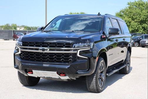 2022 Chevrolet Suburban 4WD Z71