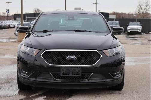 2019 Ford Taurus SHO