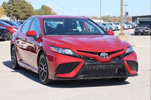 2021 Toyota Camry SE