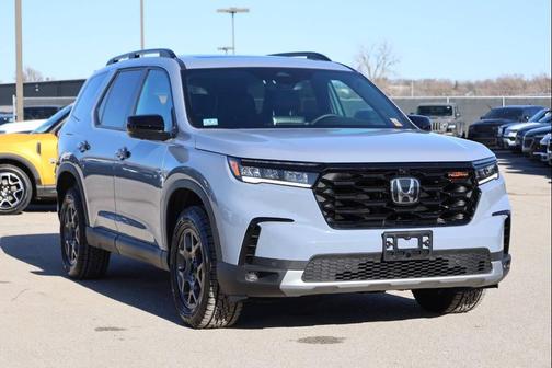 2025 Honda Pilot TrailSport
