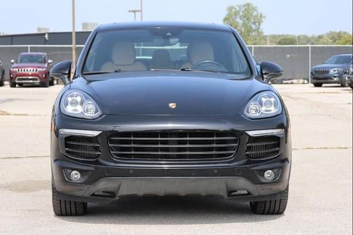 2015 Porsche Cayenne S