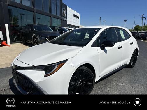 2022 Toyota Corolla Hatchback SE