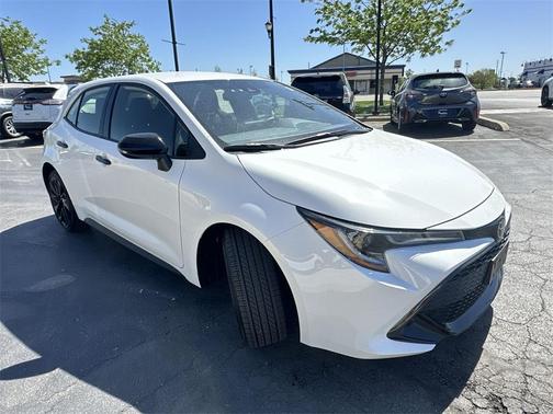 2022 Toyota Corolla Hatchback SE