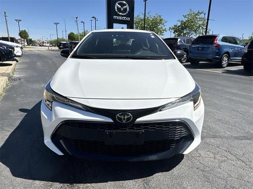 2022 Toyota Corolla Hatchback SE