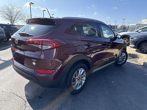 2017 Hyundai TUCSON SE