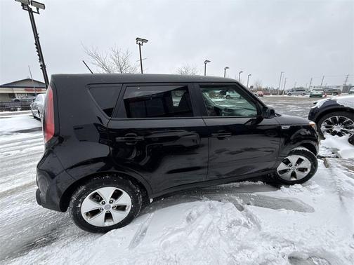 2016 Kia Soul Base