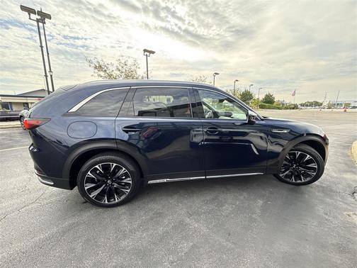 2024 Mazda CX-90 PHEV Premium