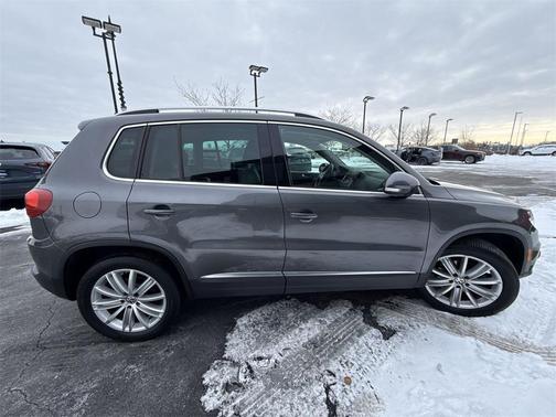 2012 Volkswagen Tiguan SE