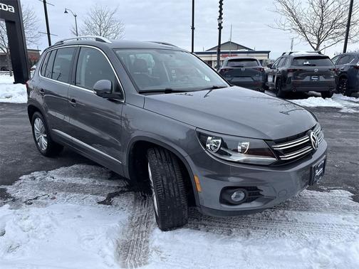 2012 Volkswagen Tiguan SE