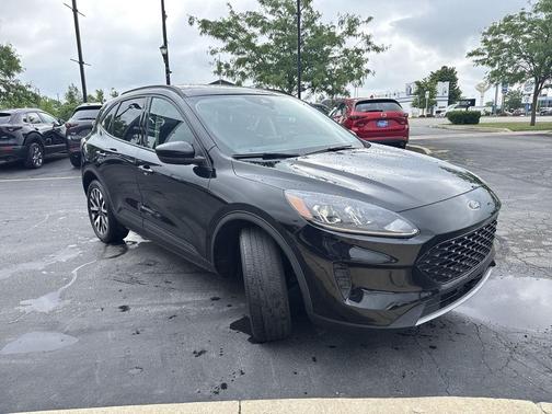 Black Metallic 2020 Ford Escape SE Sport Hybrid