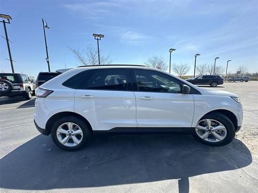 2016 Ford Edge SE