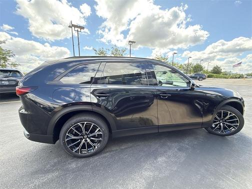 2025 Mazda CX-70 PHEV Premium Plus