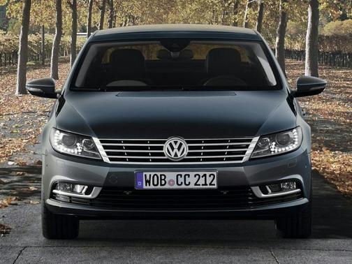 Deep Black 2013 Volkswagen CC 2.0T Sport Plus