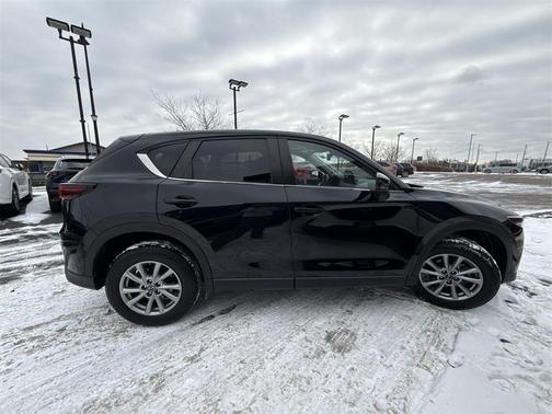 2023 Mazda CX-5 2.5 S Preferred Package