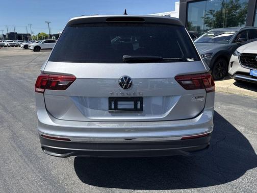 Pyrite Silver Metallic 2022 Volkswagen Tiguan 2.0T S