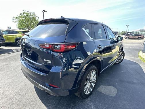 2022 Mazda CX-5 Signature