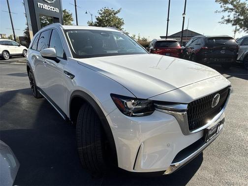 2024 Mazda CX-90 Premium