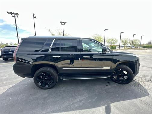 2019 Cadillac Escalade Luxury
