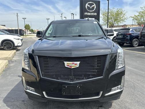 2019 Cadillac Escalade Luxury